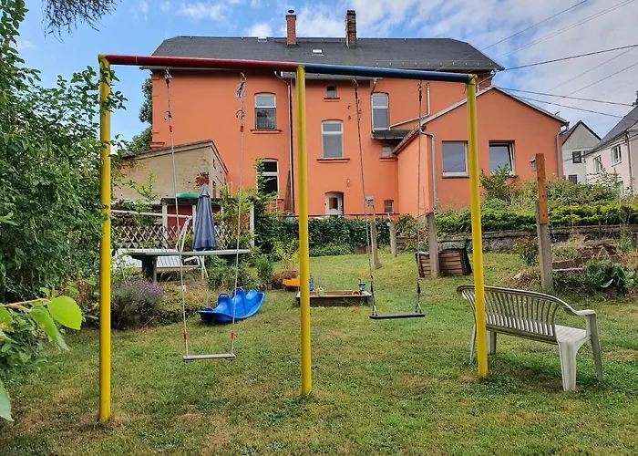 Ost - Alte Schule Sachswitz