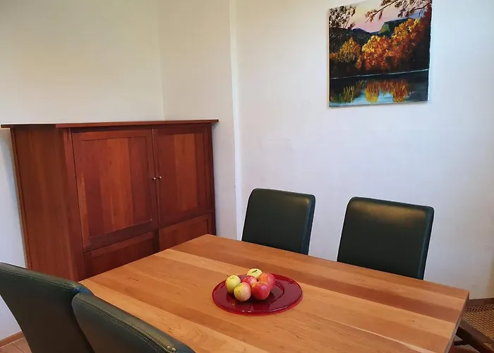 Ost - Alte Schule Sachswitz